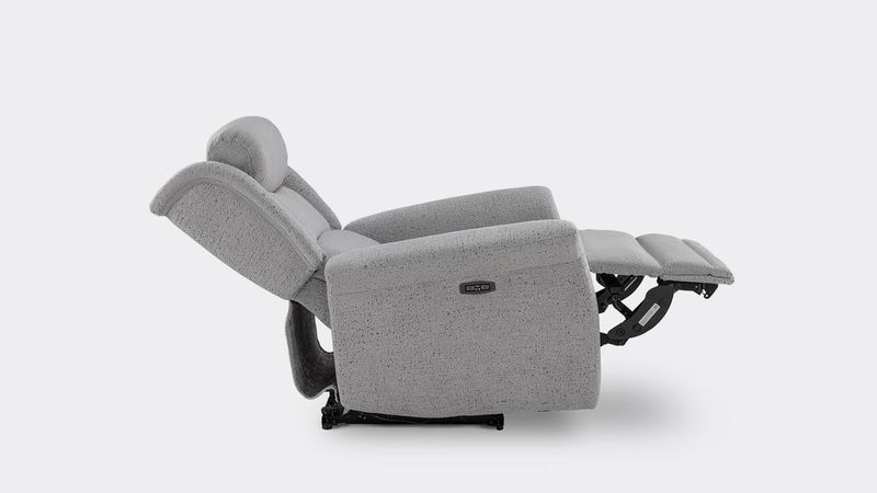 1920x1080_0000s_0007_Silla-Reclinable-Titanium-E-comm-3290-TR